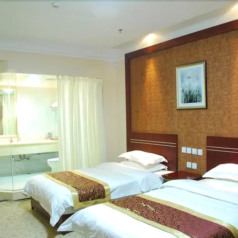 Zhengyang Hot Spring Business Hotel