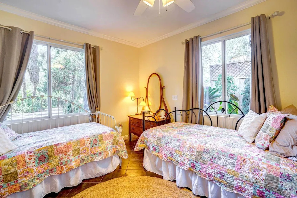 Fallbrook Vacation Rental: 3 Mi to Wineries