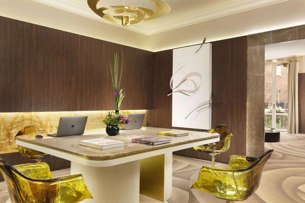 The First Dolce - Preferred Hotels & Resorts