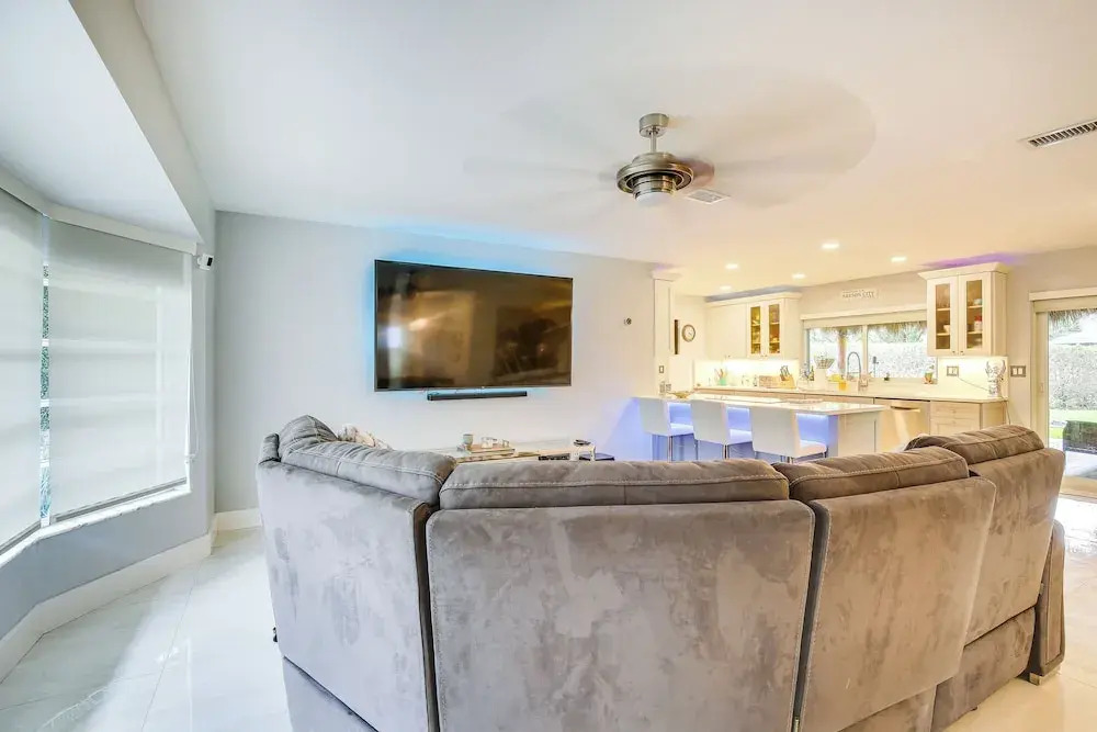 Furnished Patio + Gas Grill: Deerfield Beach Home