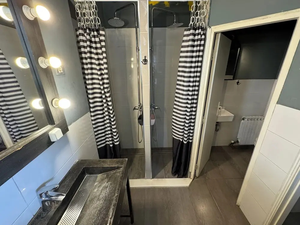Nomad Hostel