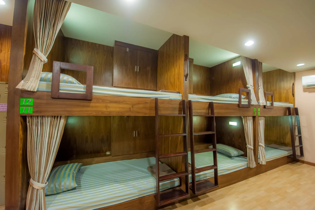 Full House Khaosan - Hostel