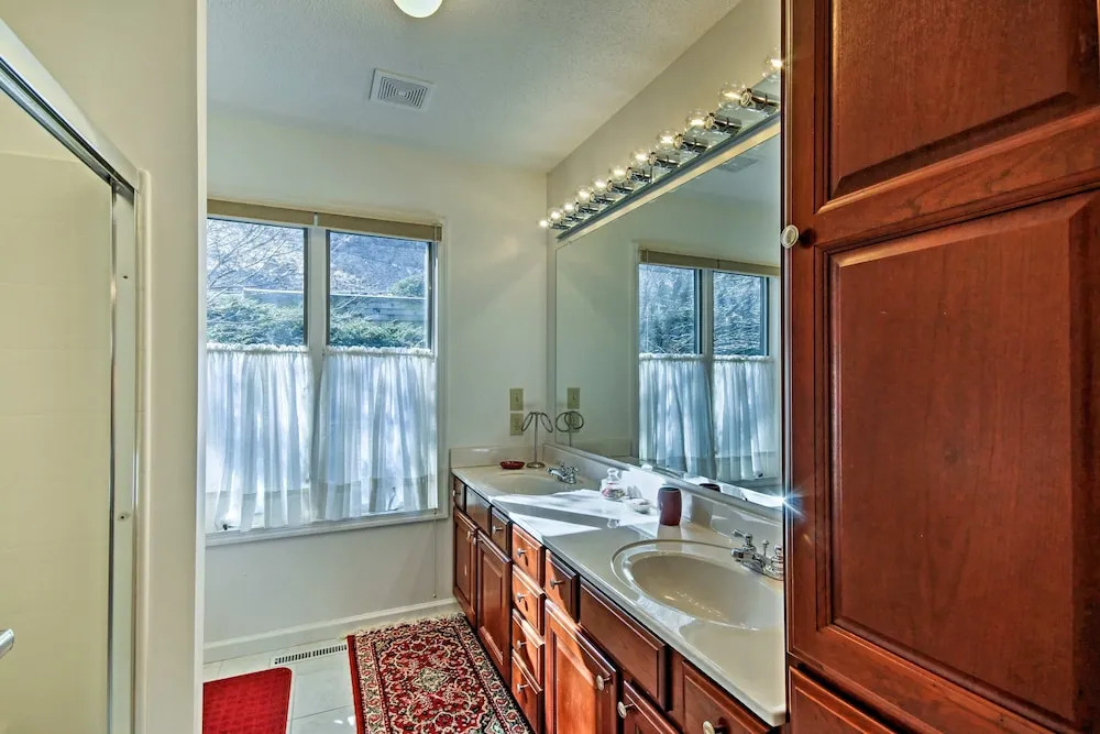 260wwjq9 4 Bedroom Home