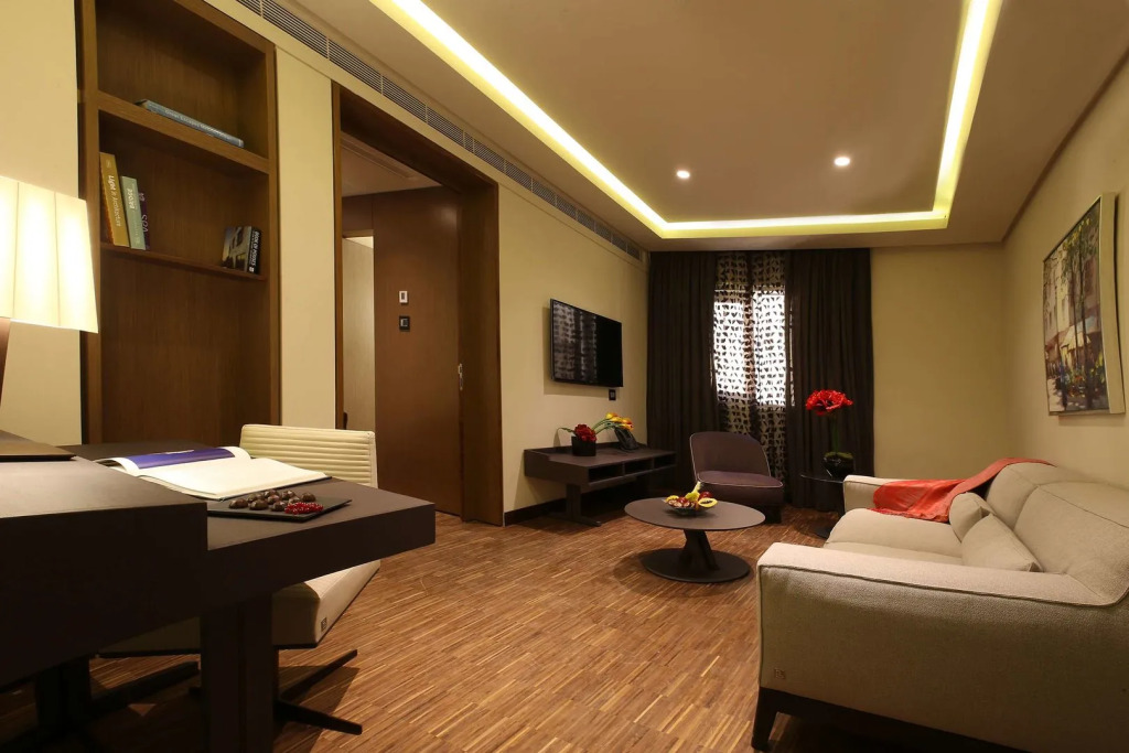 Lancaster Raouche Hotel
