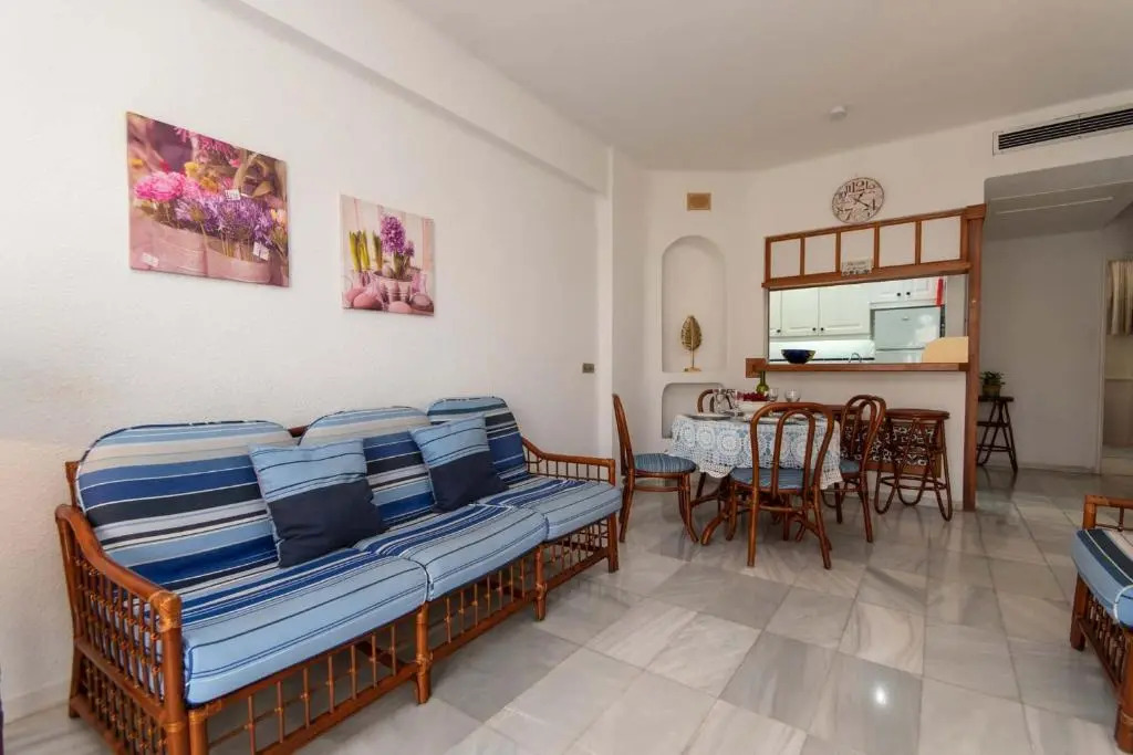 Club Atlantis 78 - One Bed