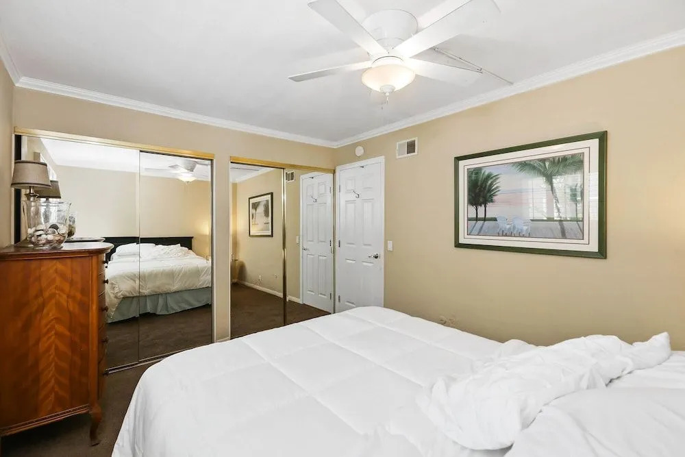 Newport Beach Bungalow