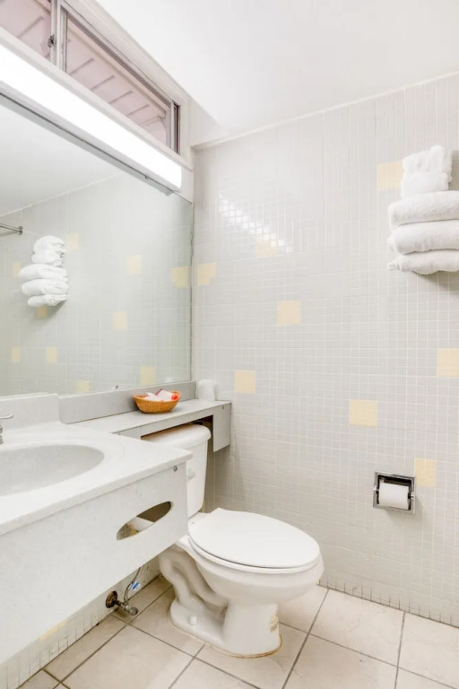 Amerihill Inn & Suites Greensboro