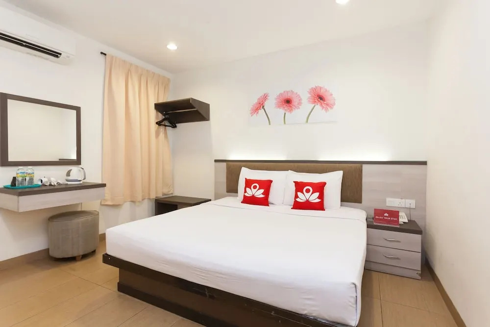 ZEN Rooms Pertam Jaya
