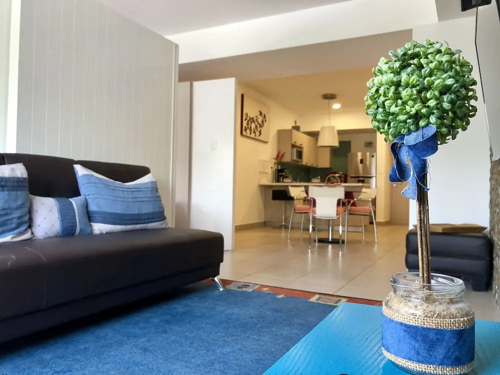 Apartment Downtown 203