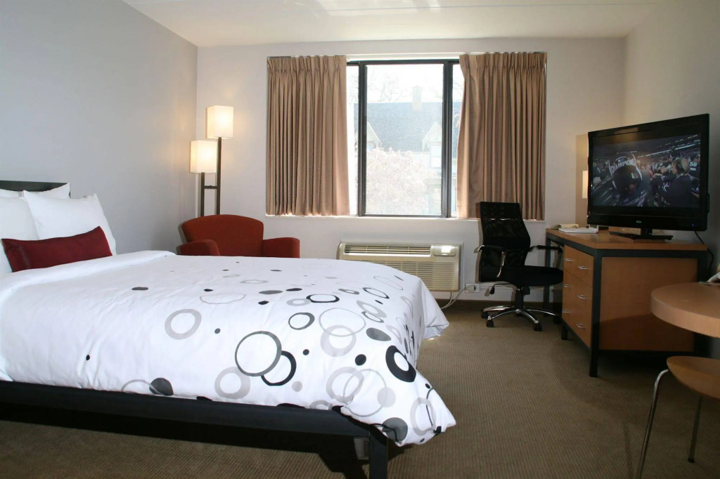 University Inn