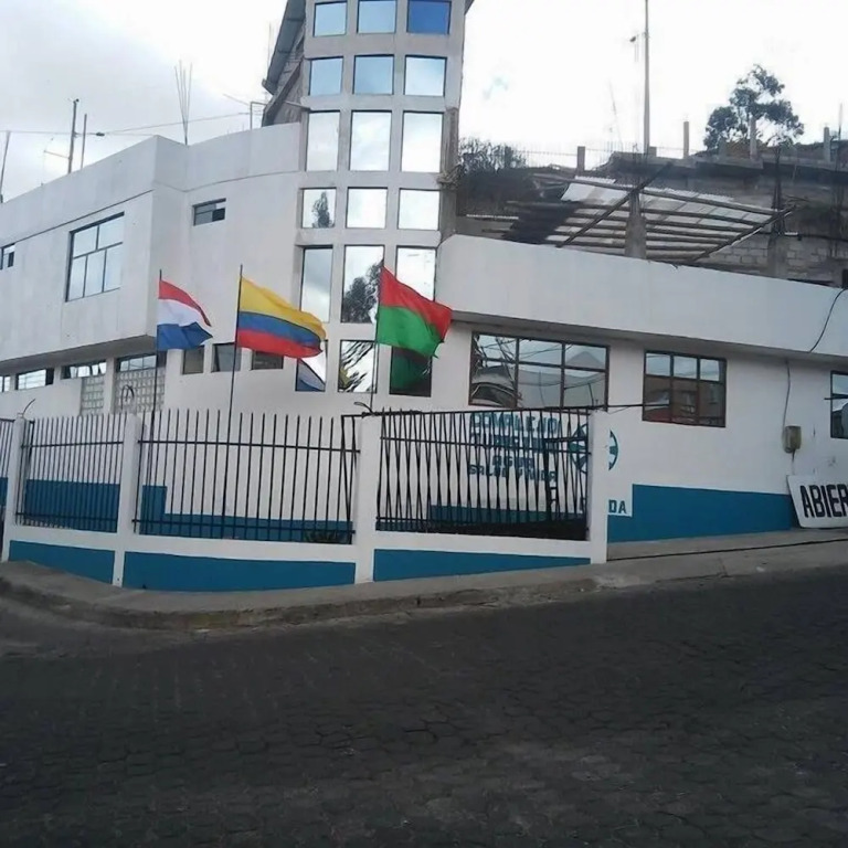 Hostal y Complejo Turístico La Rueda