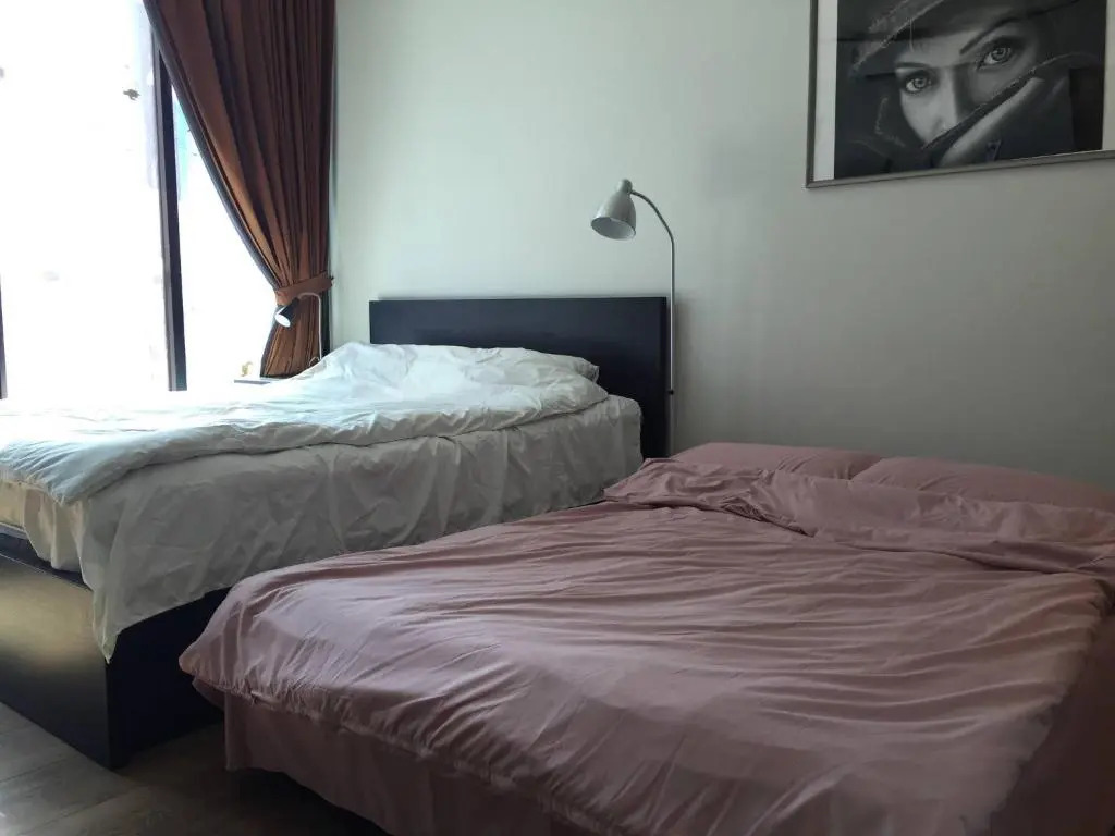 1br@bts E5,skytop Pool@50f,free Pocketwifi#213