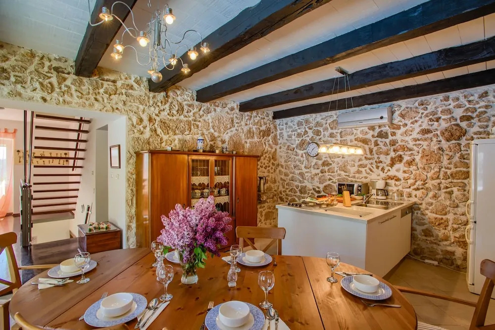 House Villa Kiry