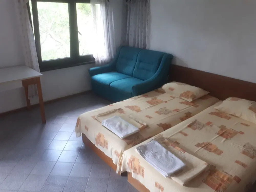 Family Hotel PRILIV