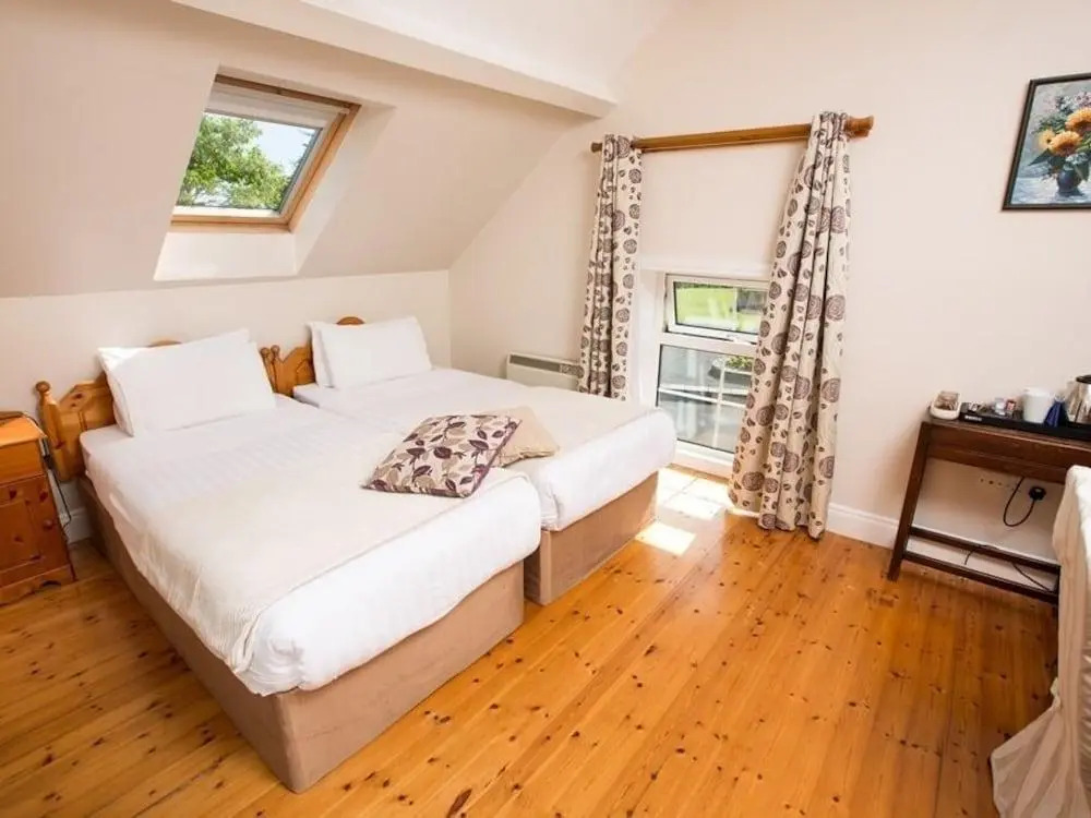 OBriens Cashel Lodge