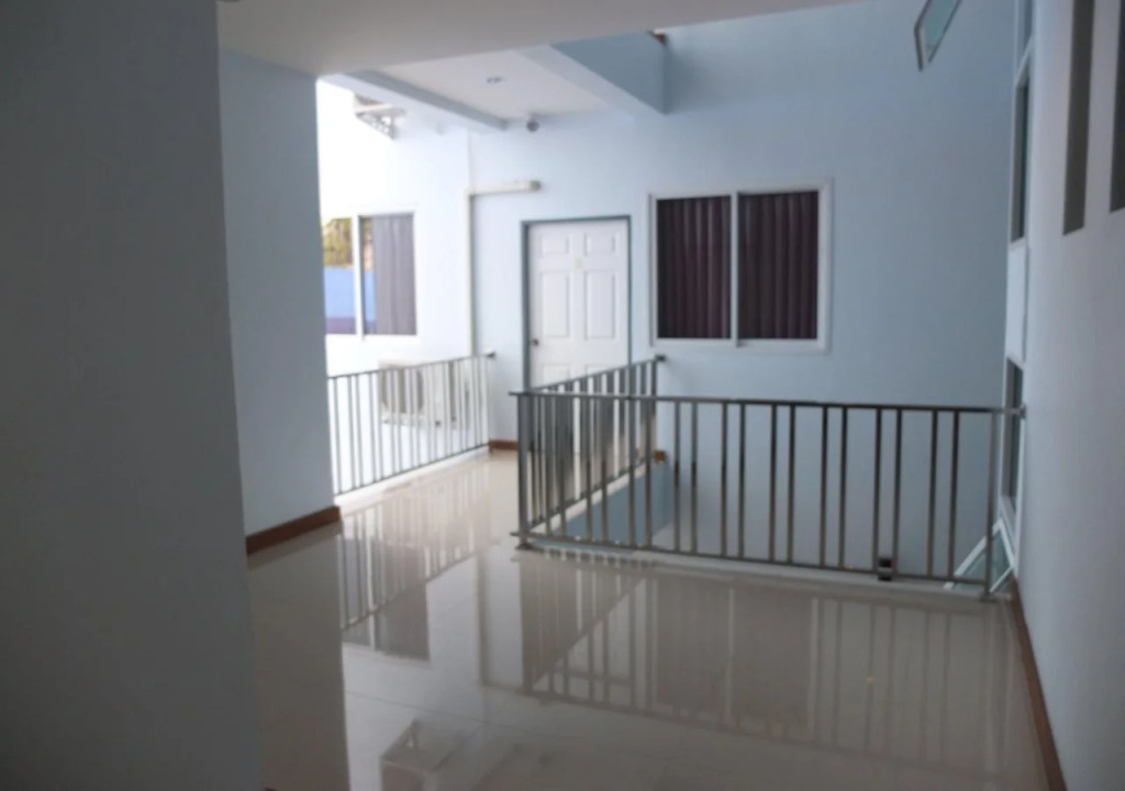 Kaewfathip Apartment