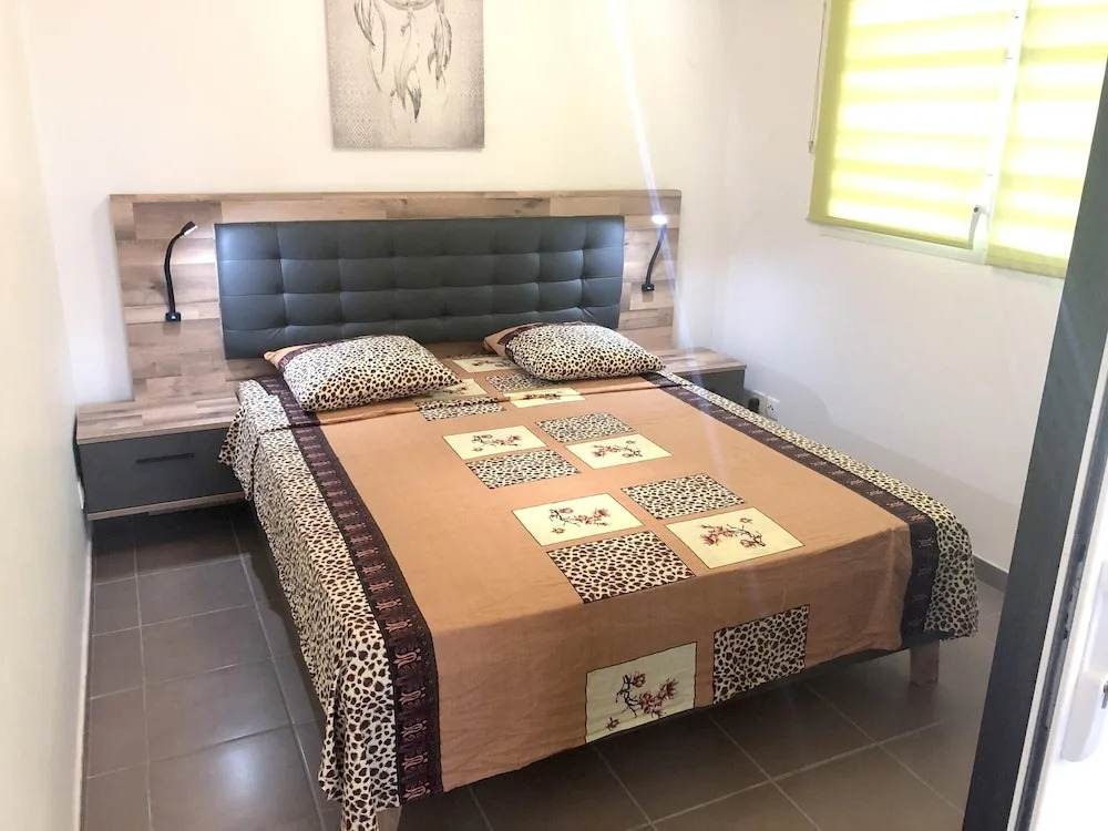 Apartment with One Bedroom in Le Moule, with Wonderful Sea View, Furnished Terrace And Wifi - 30 M From the Beach