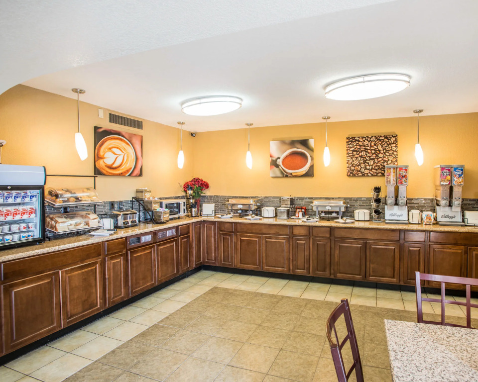 Quality Inn & Suites Denver Stapleton