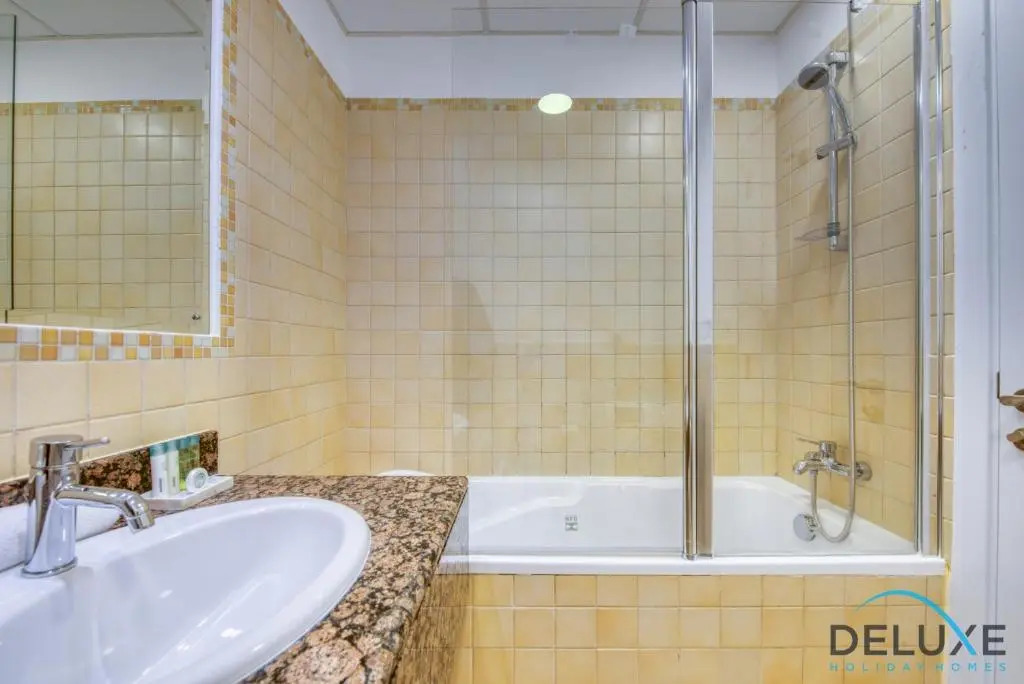 Serene 2BR Apartment at Rimal 1 by Deluxe Holiday Homes
