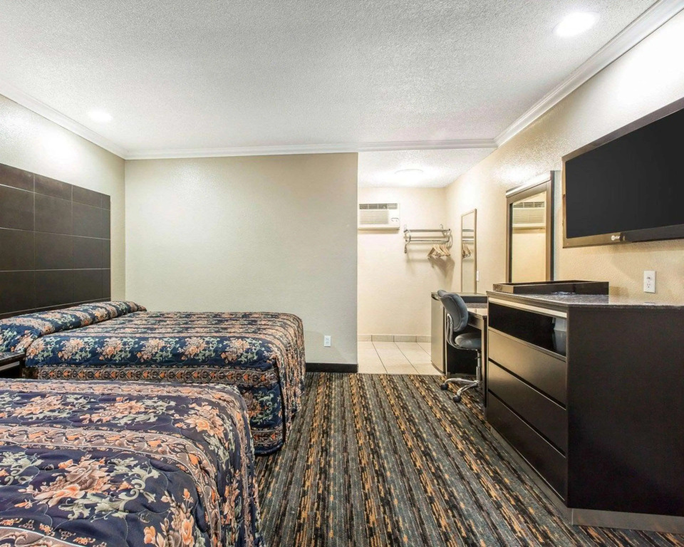Studio 6 Suites San Bernardino, CA