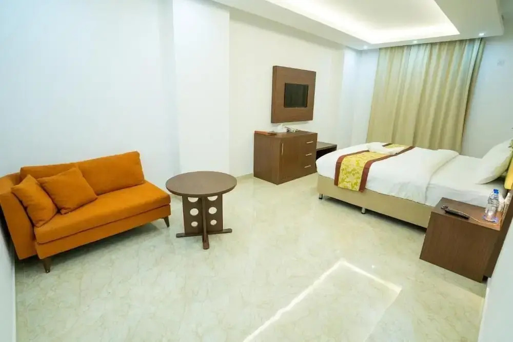Grand Mirage Hotel
