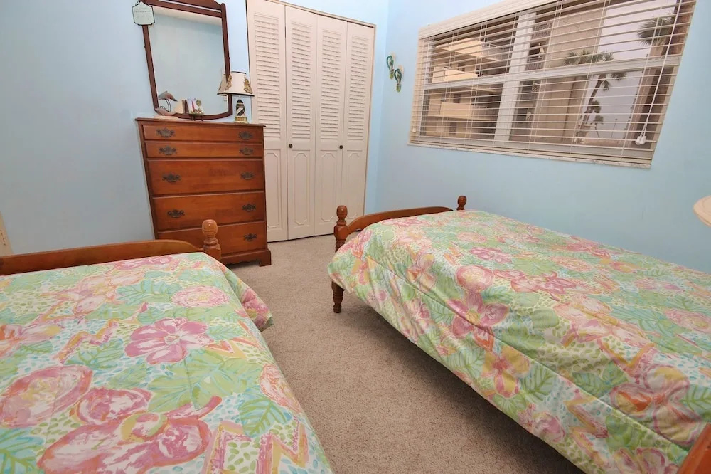 Sea Coast Gardens III 108 Apartment 2