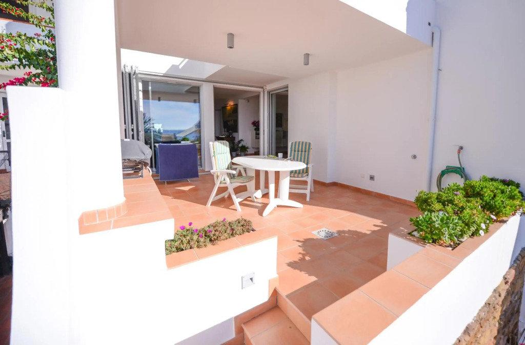 The Fantastic Beach House of Luz