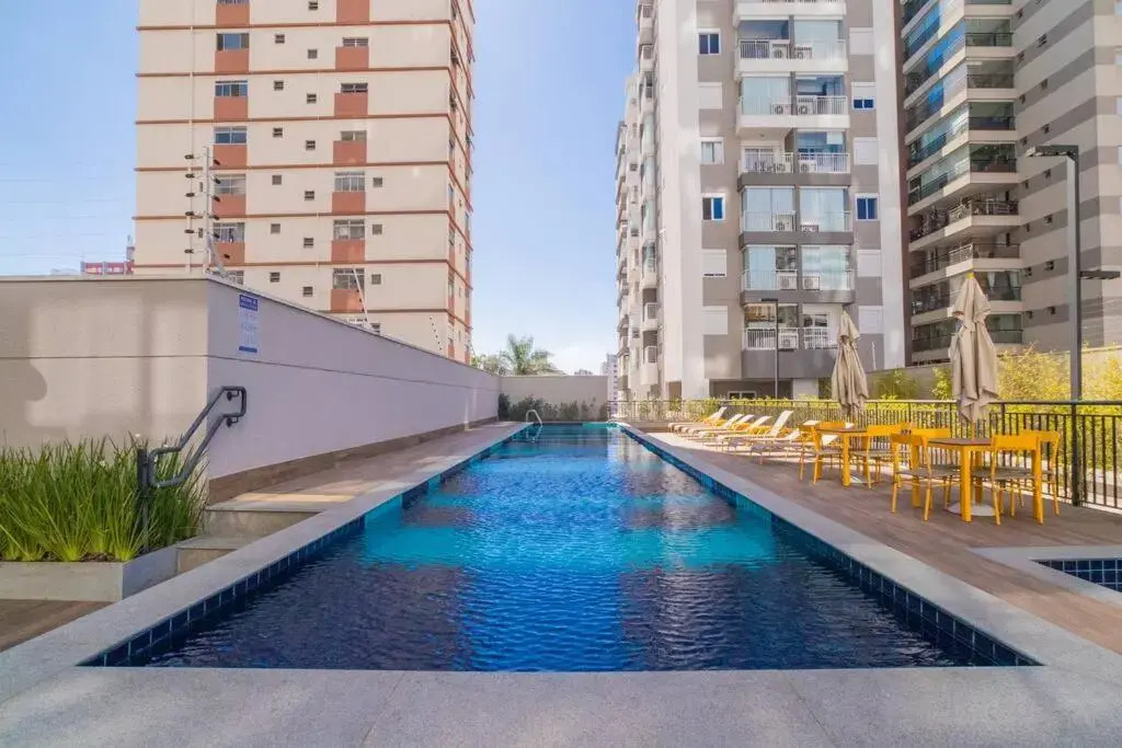 BHomy Bela Vista Moderno com varanda Y804B