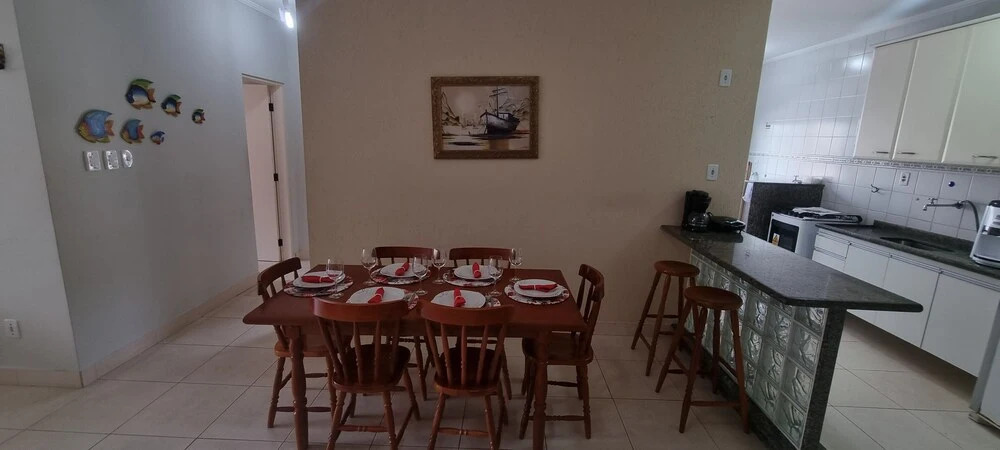 Apartamento com piscina perto do mar de Ubatuba, aceitamos crianças
