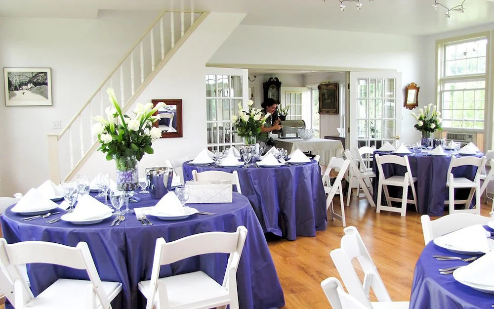 Apple Hill Inn