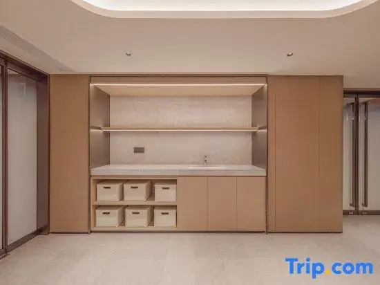 Jihao Hotel (Shenzhen Bao'an International Airport Gushu Metro Station Branch)