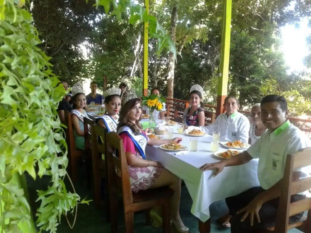 Mundo Maya Spanish School  Guest House
