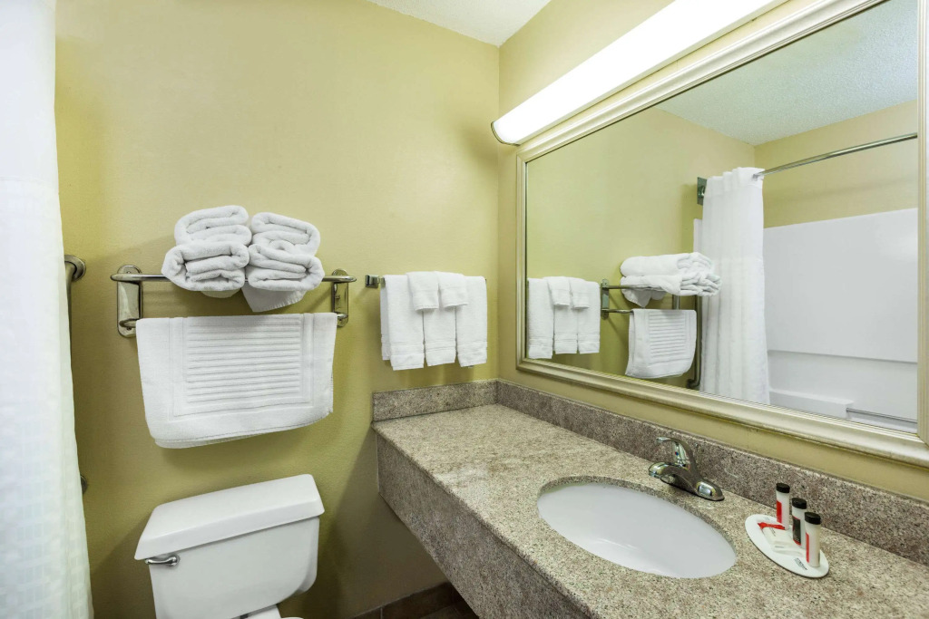 Baymont by Wyndham Fort Dodge