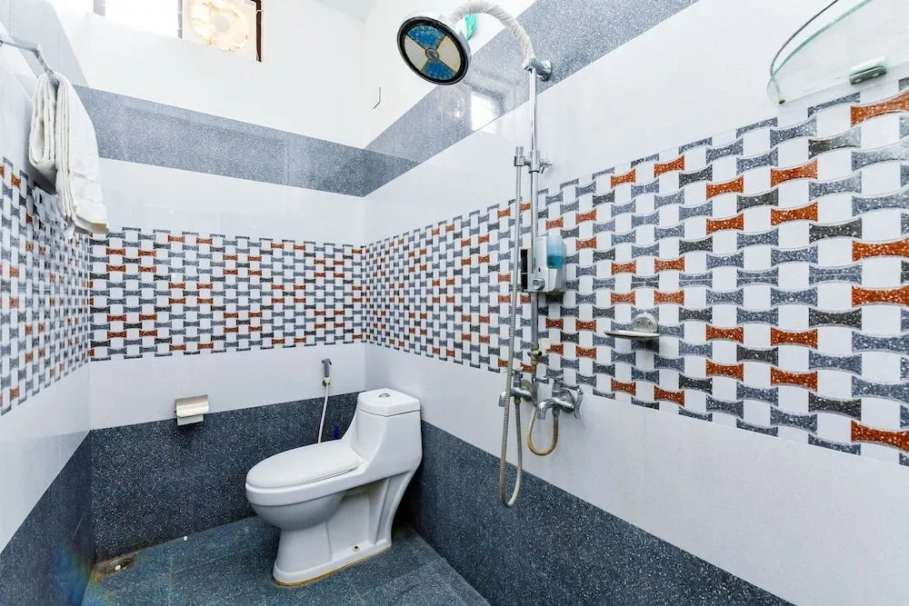 Oyo 37783 Kuwait Residency