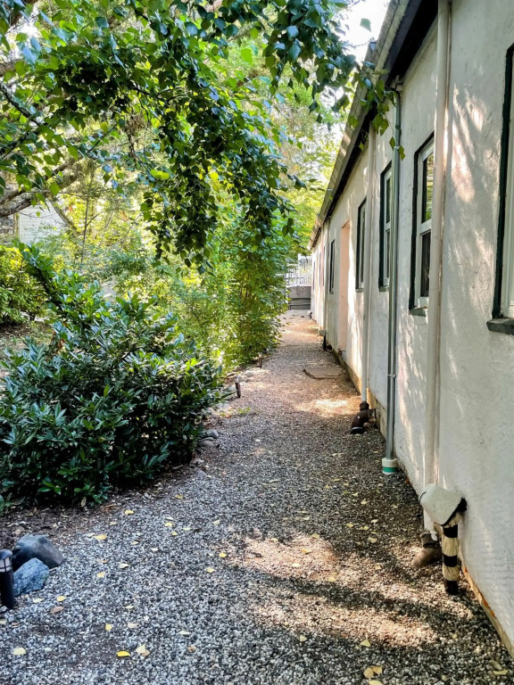 Outside Inn