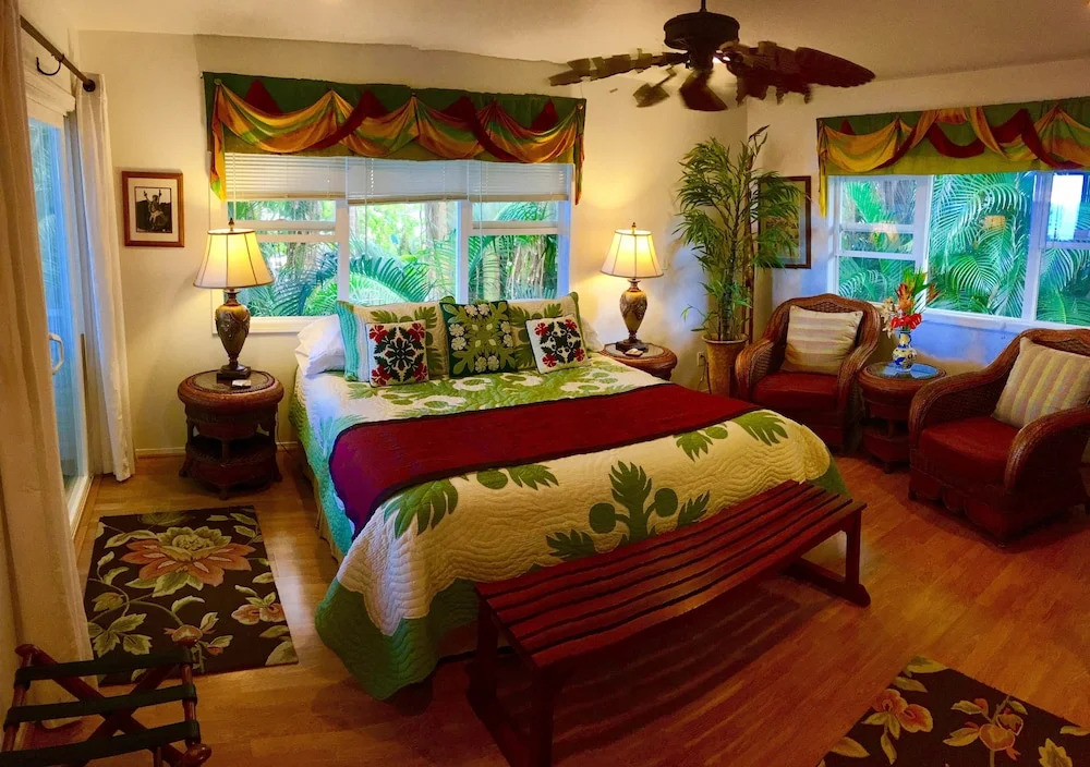 The Bay House House Bed and Breakfast