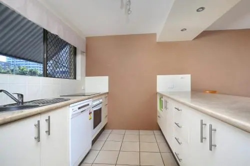 Levuka Unit 4, 14 Moreton Pde. Kings Beach