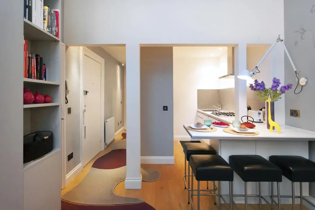 ItalianFlat - Chelsea