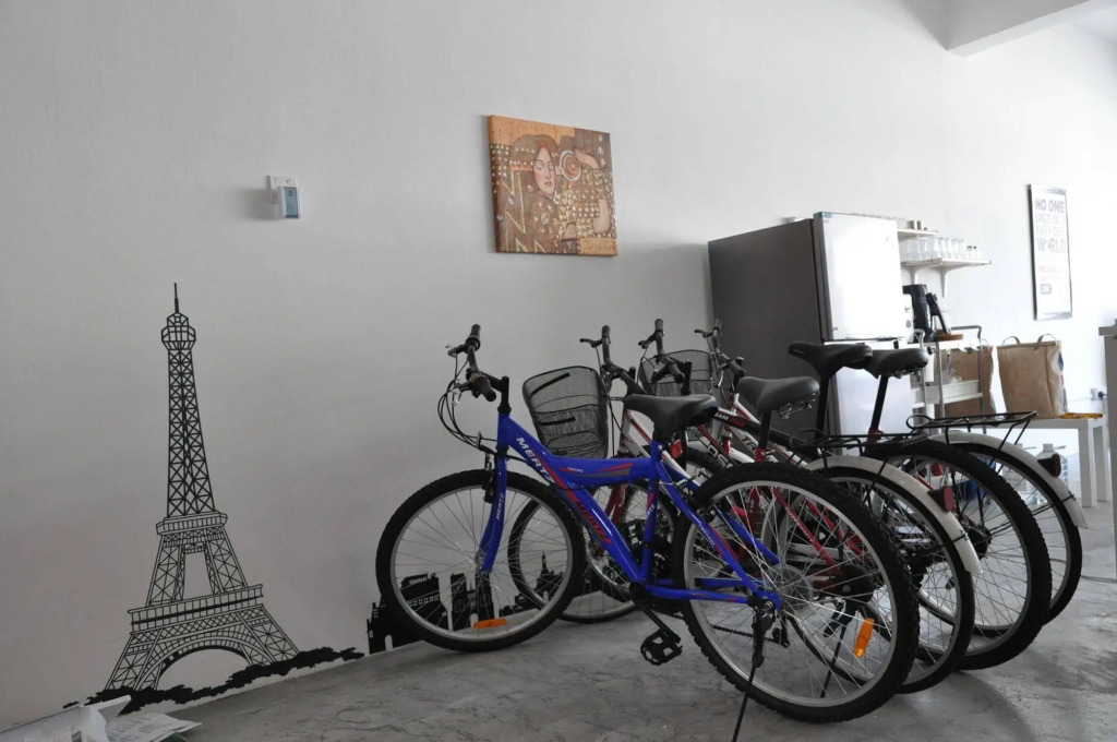 Bed and Bike Backpacker Studio - Hostel