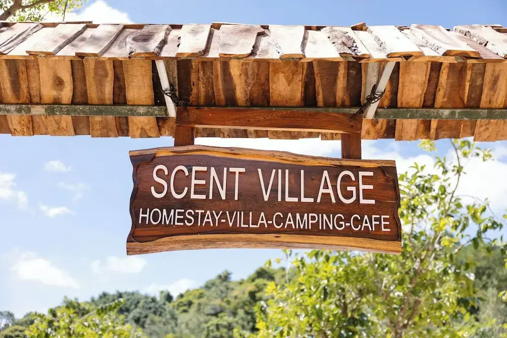 Scent Chalet D - Village