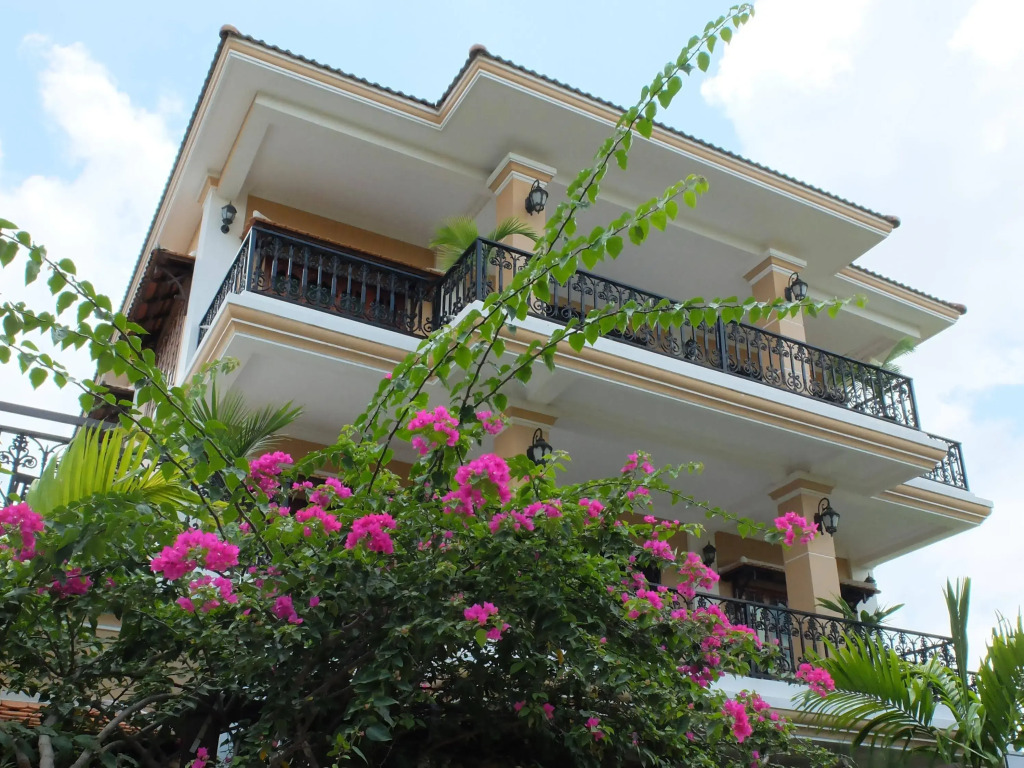 Velea Serviced Apartments & Suites