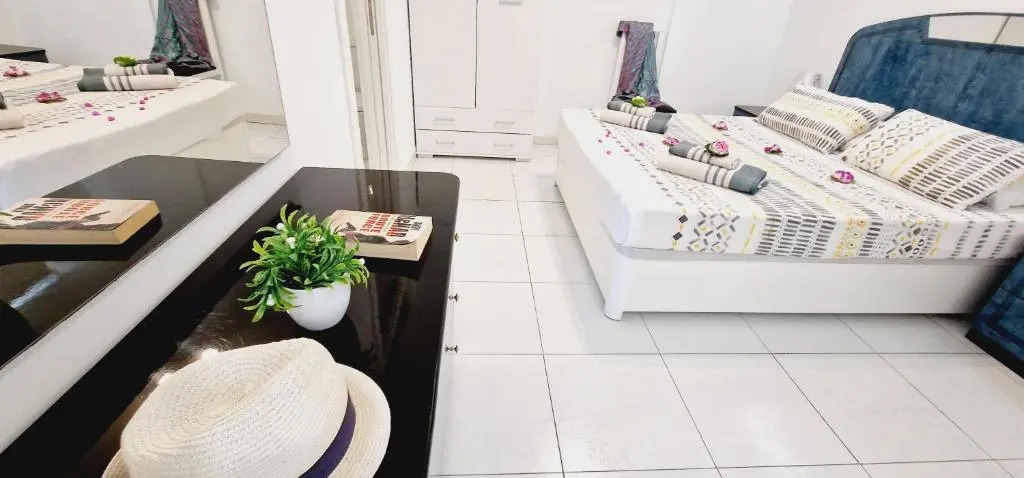 Las Vistas Apartment, Ocean View, 2 Bedrooms & Free Wifi