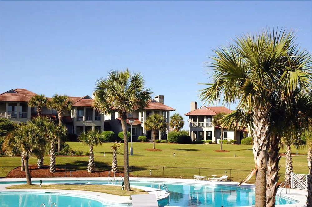 #226 Water's Edge, PPV NEG - 3 Br villa by RedAwning