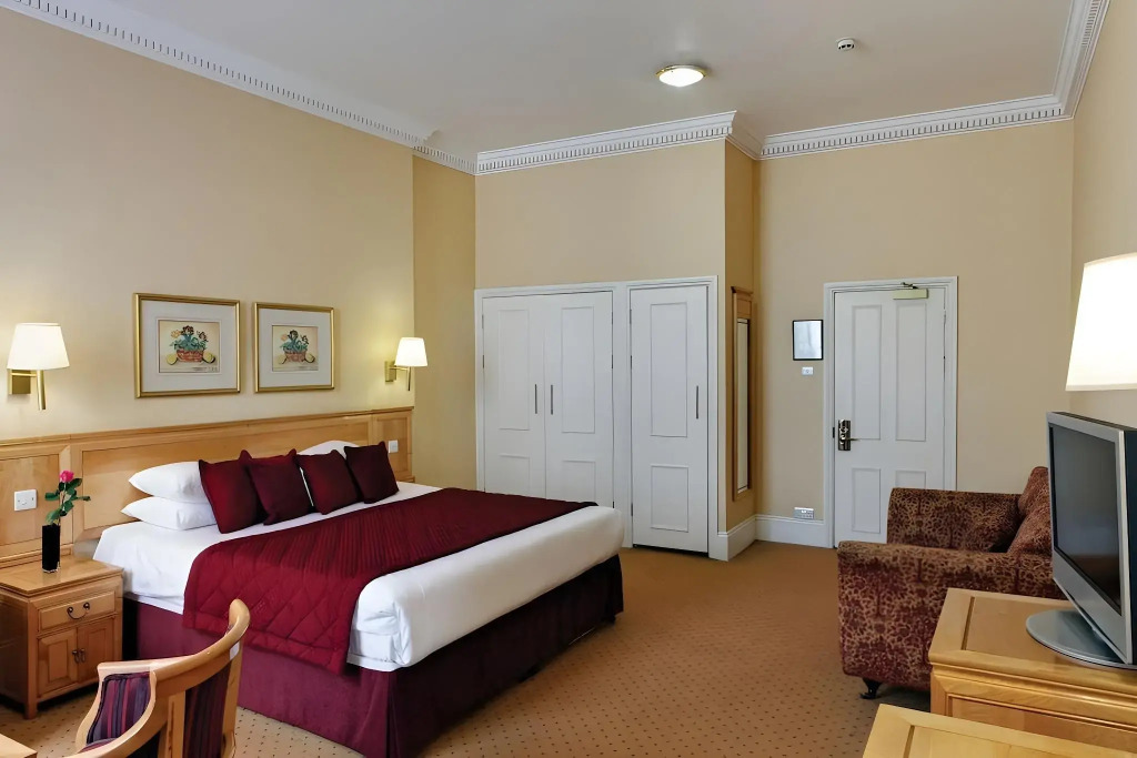 Grange Buckingham Hotel