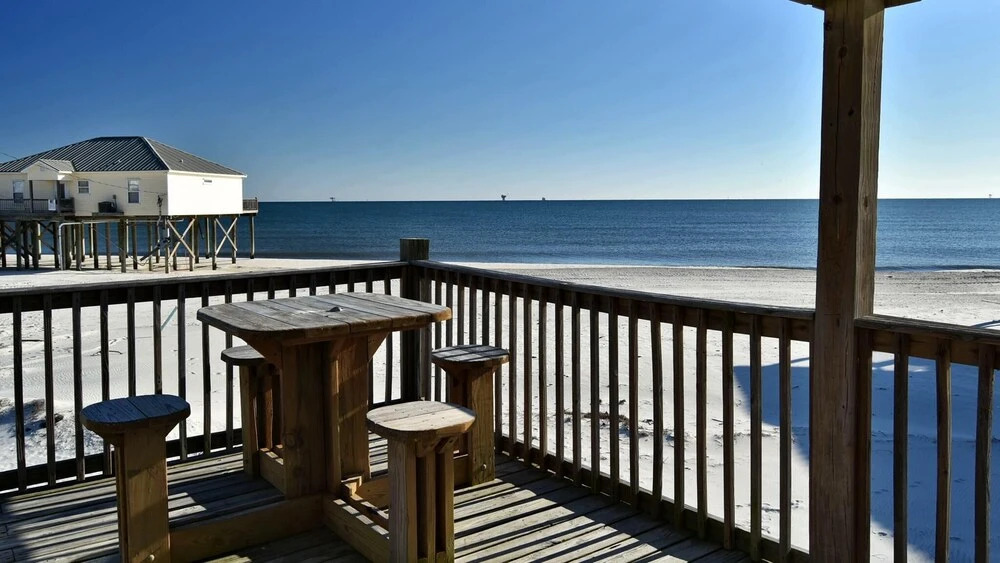 Knee Deep - 105 Shell Ct