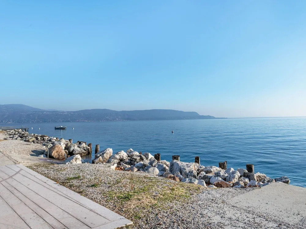 Graceful Holiday Home in Toscolano Maderno With Garden