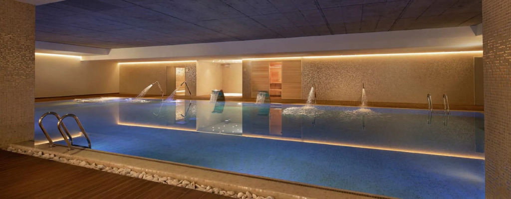 Boeira Garden Hotel Porto Gaia, Curio Collection by Hilton