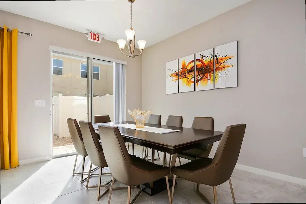 Modern 4BR Townhome Near Disney in Gated Resort