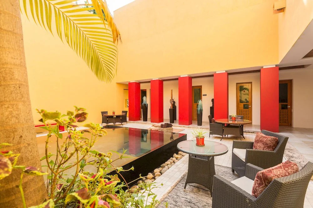 Villa Azalea Luxury B & B
