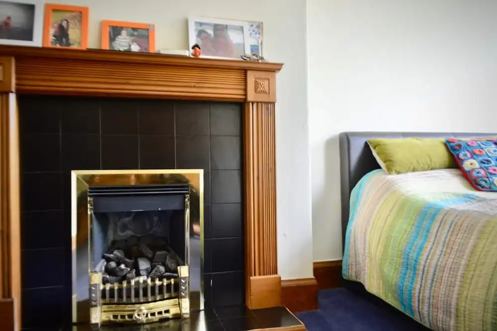 2 Bedroom Flat In Morningside With Private Garden